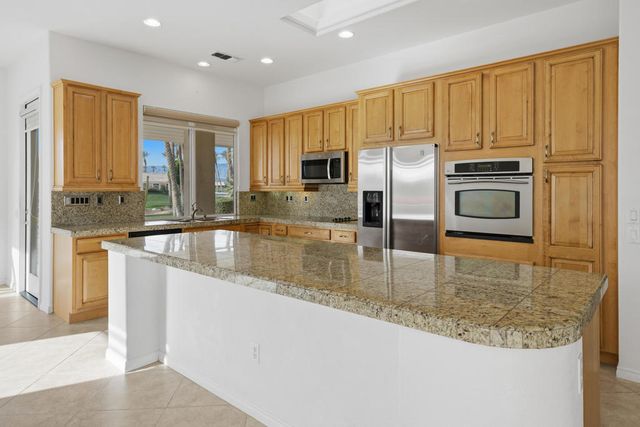 78529 Alliance Way, Palm Desert, CA 92211