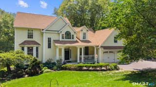 14 Wychwood Lane, Oxford, CT 06478