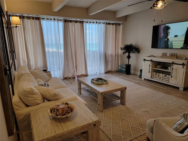 7650 BAYSHORE DRIVE 302, Treasure Island, FL 33706