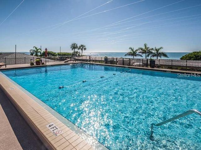 7650 BAYSHORE DRIVE 302, Treasure Island, FL 33706