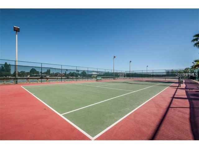 7650 BAYSHORE DRIVE 302, Treasure Island, FL 33706