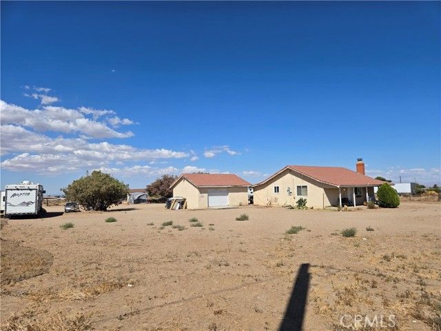 9760 Phelan Road, Oak Hills, CA 92344