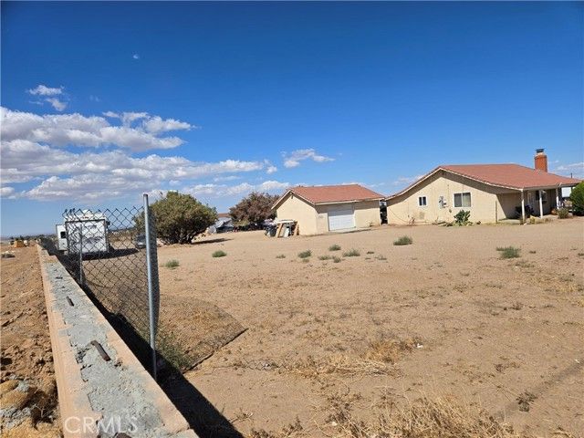 9760 Phelan Road, Oak Hills, CA 92344