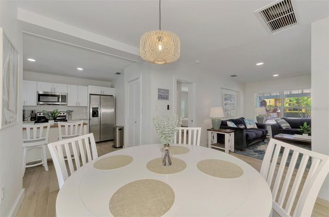 1731 REDWOOD STREET, Sarasota, FL 34231