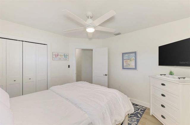1731 REDWOOD STREET, Sarasota, FL 34231