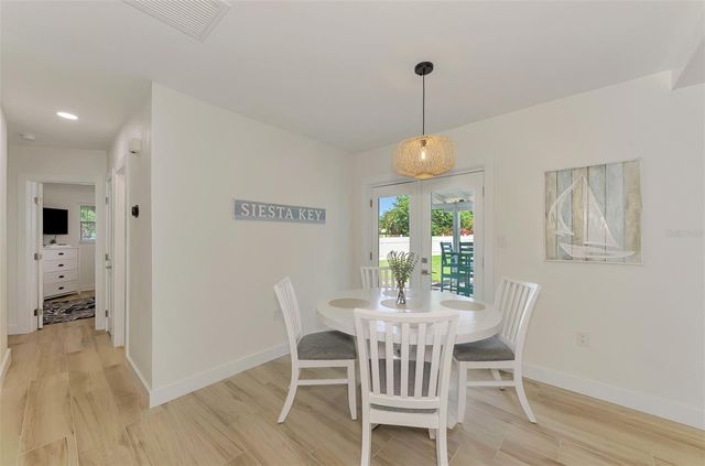 1731 REDWOOD STREET, Sarasota, FL 34231