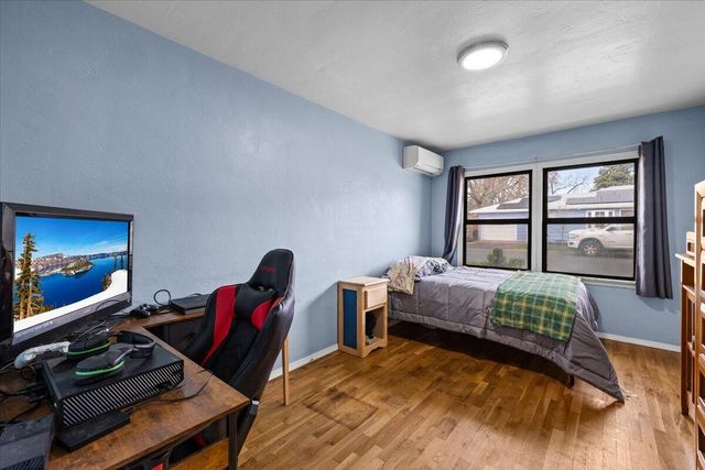 442 NE Baker Drive, Grants Pass, OR 97526