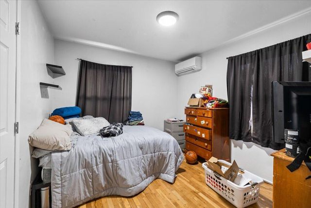 442 NE Baker Drive, Grants Pass, OR 97526