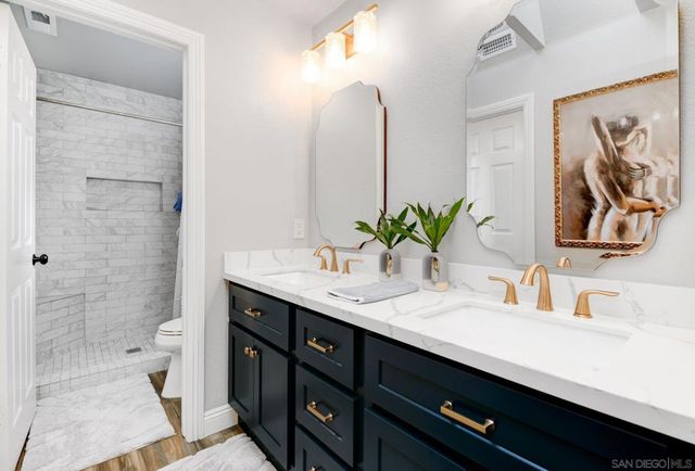 2227 Medina Gln, Escondido, CA 92026