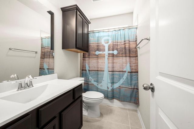 201 Climbing Oaks Place, Montgomery, TX 77316