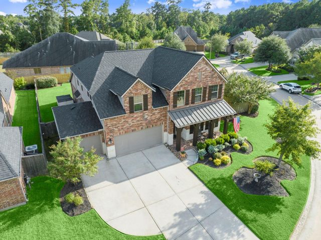 201 Climbing Oaks Place, Montgomery, TX 77316