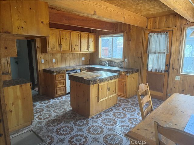 41385 Eastwood Road, Big Bear Lake, CA 92315