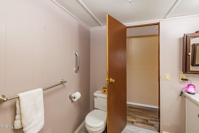 35 Boles Lane, Chuckey, TN 37641