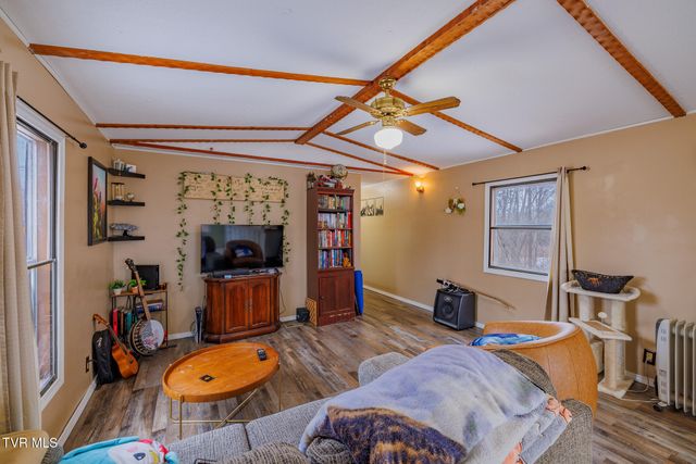 35 Boles Lane, Chuckey, TN 37641