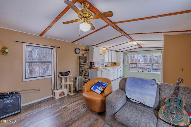 35 Boles Lane, Chuckey, TN 37641