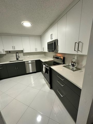 4823 NW 9th Avenue, Deerfield Beach, FL 33064