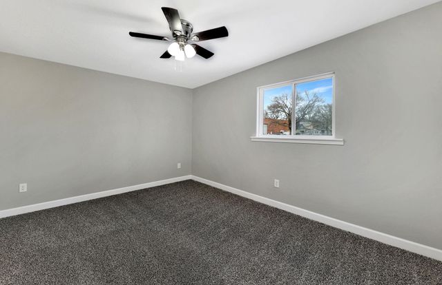 1423 W 1st St N, Wichita, KS 67203