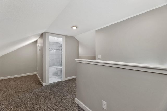 1423 W 1st St N, Wichita, KS 67203