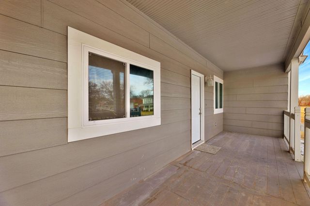 1423 W 1st St N, Wichita, KS 67203