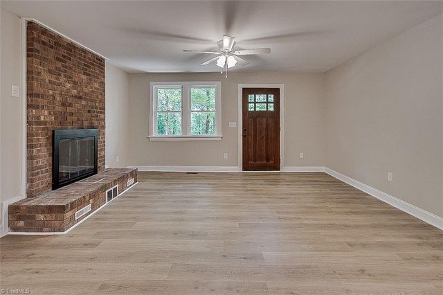 374 Yow Drive, Seagrove, NC 27341