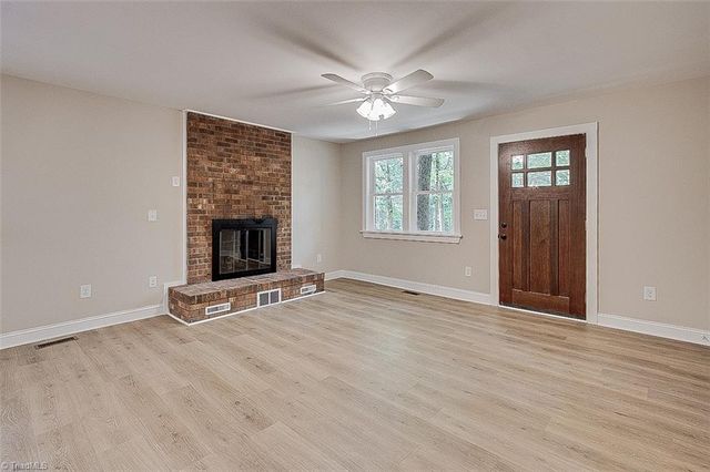 374 Yow Drive, Seagrove, NC 27341
