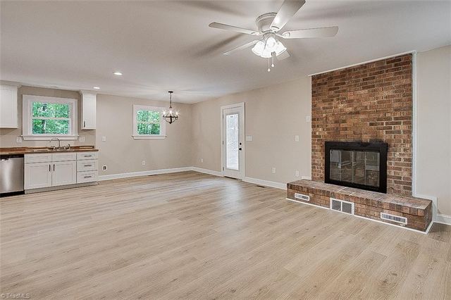 374 Yow Drive, Seagrove, NC 27341