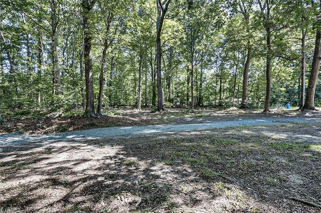 374 Yow Drive, Seagrove, NC 27341