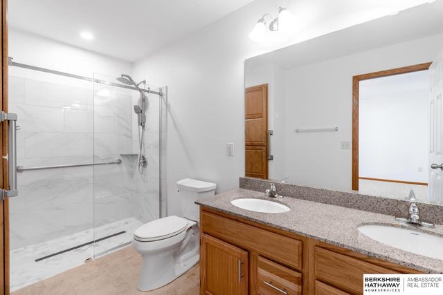 1818 N 175 Court, Omaha, NE 68118