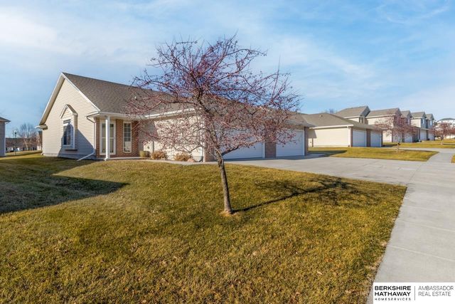 1818 N 175 Court, Omaha, NE 68118