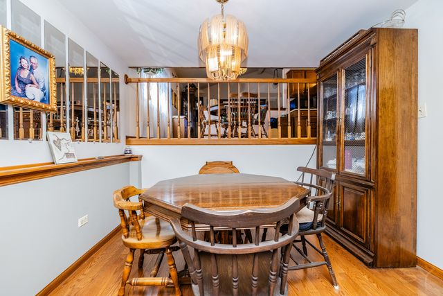 7924 W 79th Place, Bridgeview, IL 60455