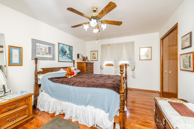 7924 W 79th Place, Bridgeview, IL 60455