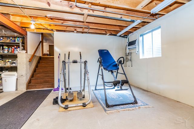 7924 W 79th Place, Bridgeview, IL 60455