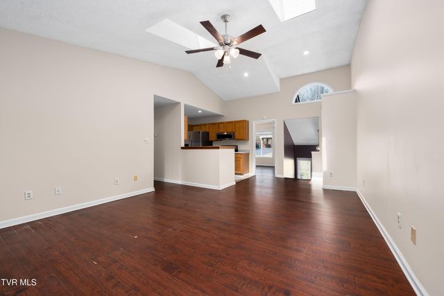 105 Cedar Grove Road 5, Johnson City, TN 37601