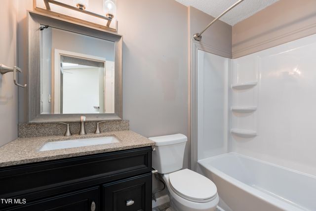 105 Cedar Grove Road 5, Johnson City, TN 37601