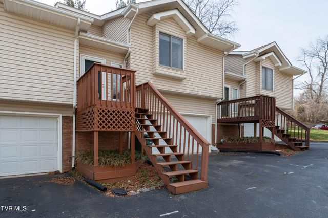105 Cedar Grove Road 5, Johnson City, TN 37601