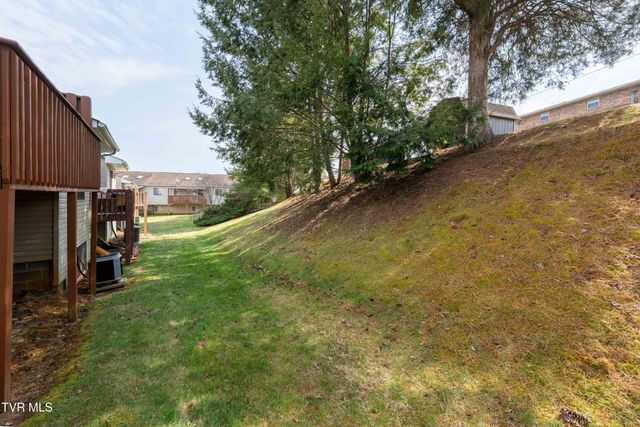 105 Cedar Grove Road 5, Johnson City, TN 37601