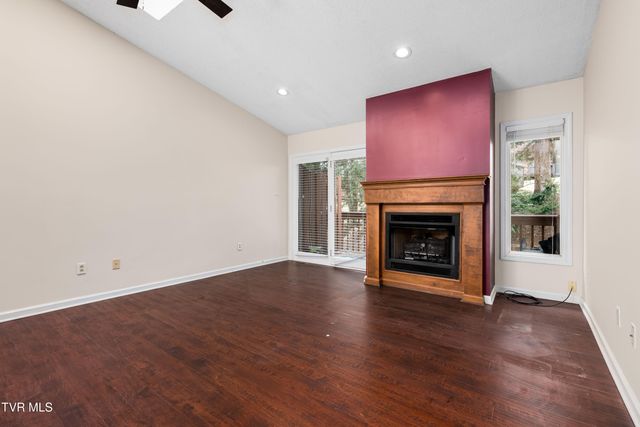 105 Cedar Grove Road 5, Johnson City, TN 37601