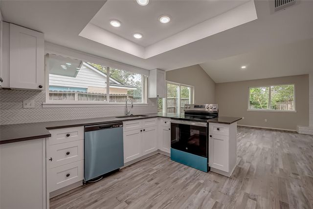 11522 Saulsworth Street, Houston, TX 77099