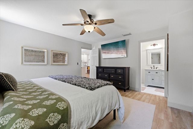 7089 122ND WAY, Seminole, FL 33772