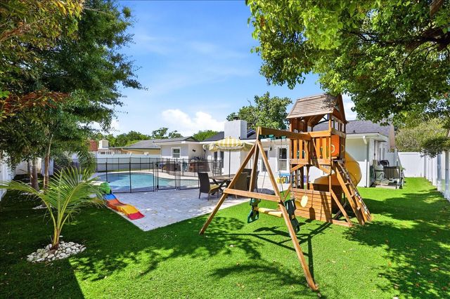 7089 122ND WAY, Seminole, FL 33772