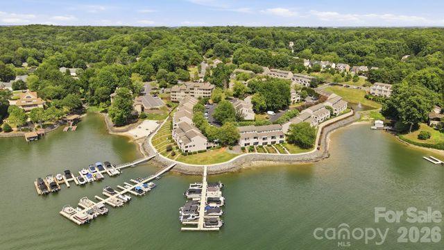 14612 Waterside Drive, Charlotte, NC 28278
