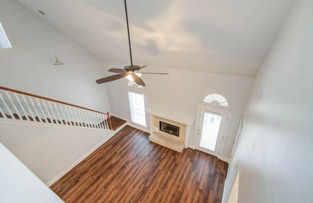 11903 Gatesden Drive, Tomball, TX 77377