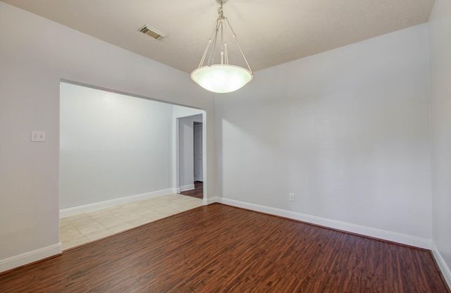 11903 Gatesden Drive, Tomball, TX 77377