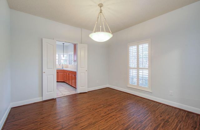 11903 Gatesden Drive, Tomball, TX 77377