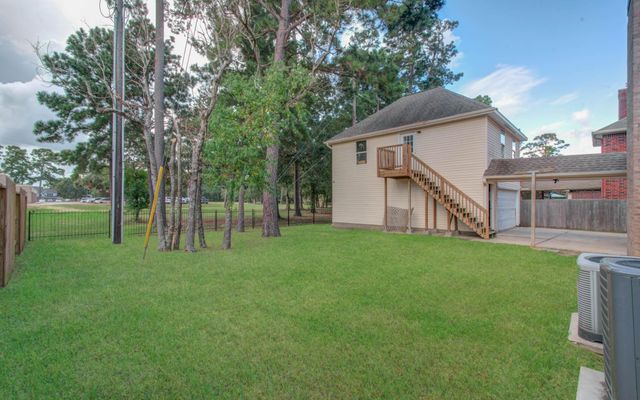 11903 Gatesden Drive, Tomball, TX 77377
