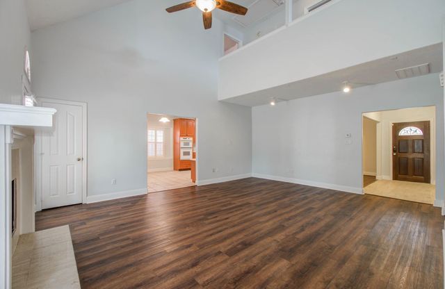 11903 Gatesden Drive, Tomball, TX 77377