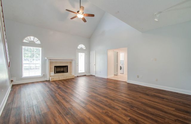 11903 Gatesden Drive, Tomball, TX 77377