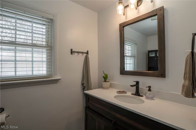 240 Winkler Drive, Wooster, OH 44691