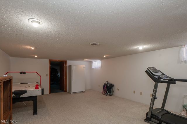 240 Winkler Drive, Wooster, OH 44691