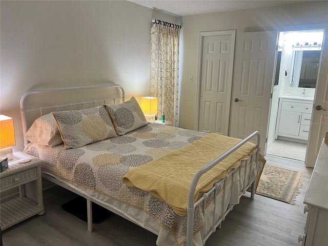 4715 JASPER DRIVE 101, New Port Richey, FL 34652